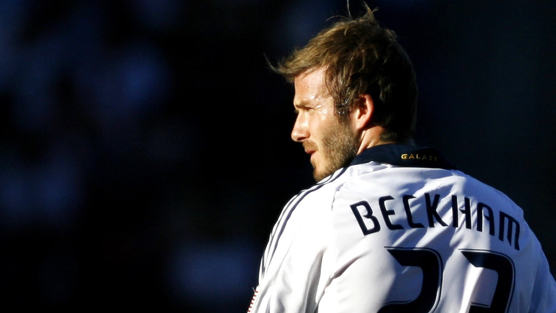 Kaiyun APP-“从废墟中崛起！——逆风翻盘的冠军奇迹”，逆风笑解说废墟生存  第1张